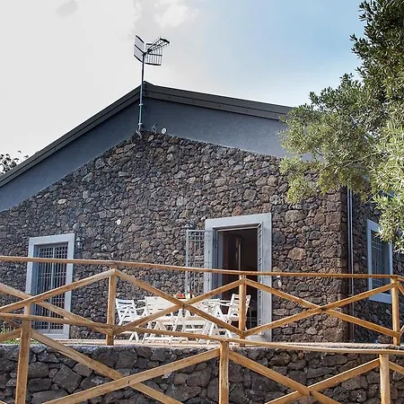Séjour à la ferme Ecoagriturismo Notti Stellate Etna Mare Mascali