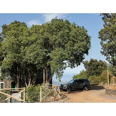 Ecoagriturismo Notti Stellate Etna Mare * Mascali