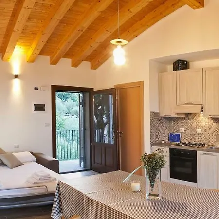 Ecoagriturismo Notti Stellate Etna Mare Alloggio per agriturismo Mascali
